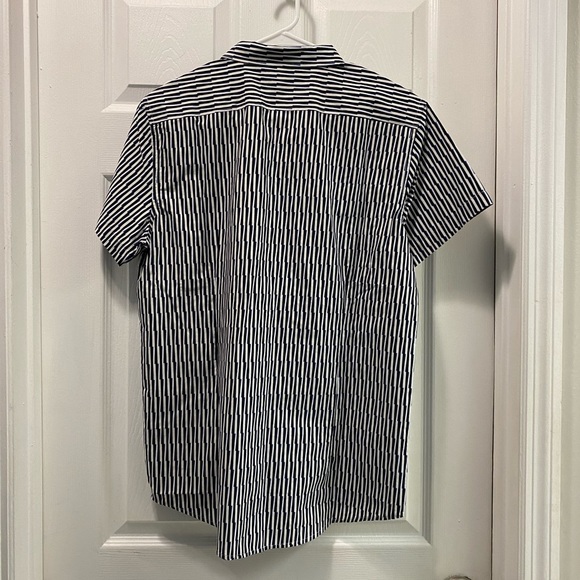 Kenneth Cole Formal button down shit ‼️‼️ - Picture 4 of 4